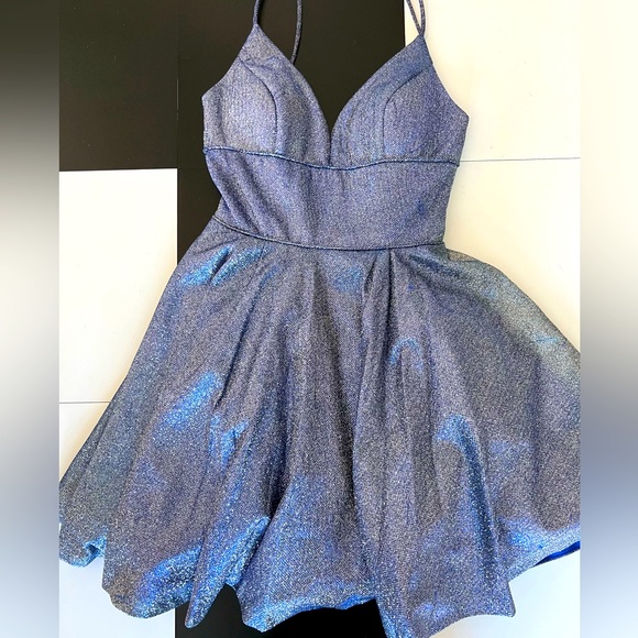 NWT Sherri Hill shimmery Blue party dress- fit and flare. Size 0 - Picture 2 of 14
